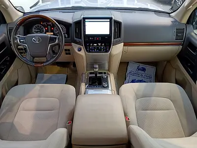 2018 Toyota LAND CRUISER — фото 13