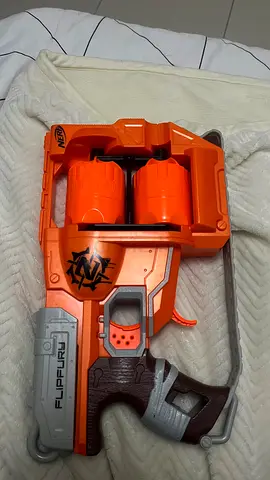 Nerf gun Zombie strike Flip fury