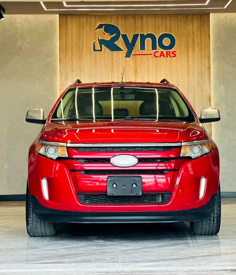 Ford Edge 2014 — photo 1 of 12