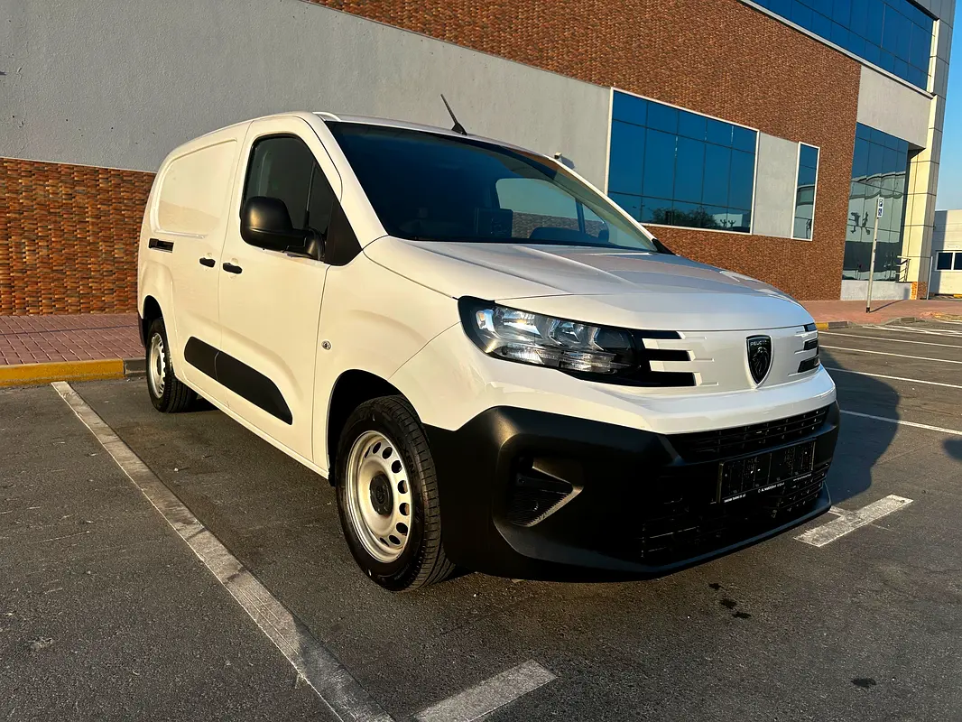 Peugeot Partner 2025 — photo 1 of 20