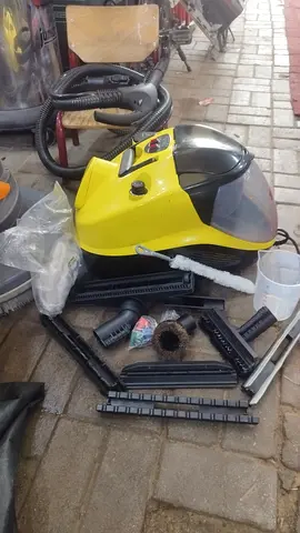 Karcher SC steam cleaner with accessories - good working condition