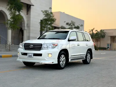 Toyota Land Cruiser GXR 2013 GCC Specs