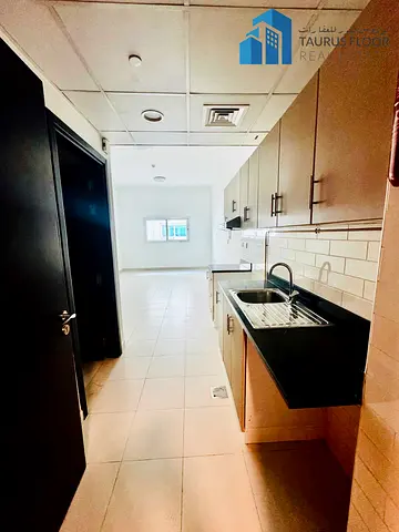 Near Metro Elegant Spacious Studio Ready To Move