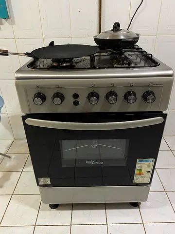 Cooking Range 60”60 For sale in abu shagara