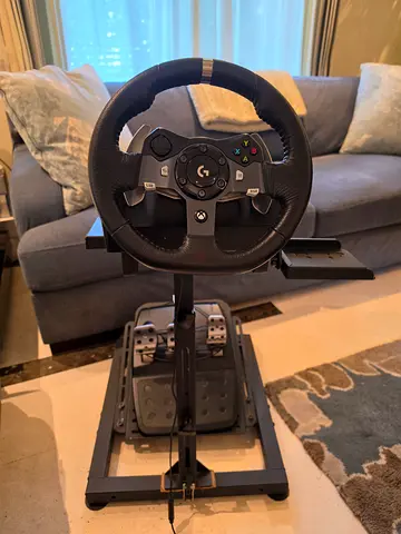 Logitech Driving Force Racing Wheel with Pedals and Stand (PC/Xbox compatible)