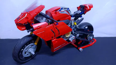 LEGO Technic Ducati Panigale V4 R Motorcycle 42107