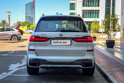 2022 BMW X7 thumbnail 7