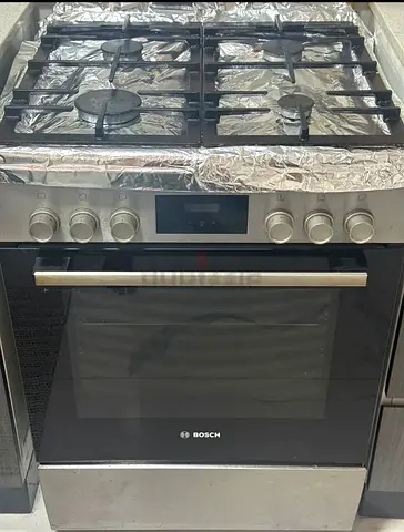 Bosch freestanding gas oven and hob - good working condition