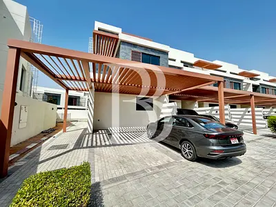 فيلا من 5 غرف نوم | سيلفر سبرينجز داماك هيلز | تصميم الزاوية | تراس وحديقة