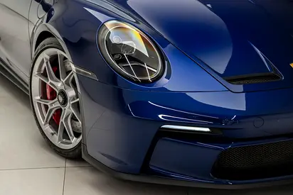 2023 Porsche 911 — миниатюра 19