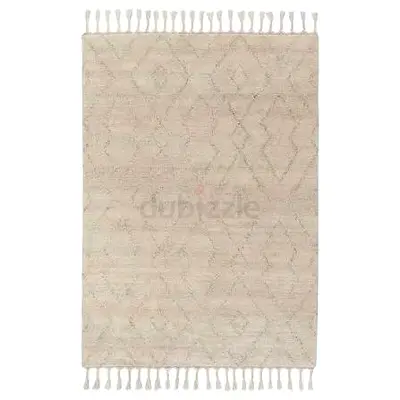 BOHO RUG WITH TASSELS