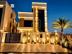 Directly behind the mosque, a ground floor, first floor, and roof villa in an exceptional location.