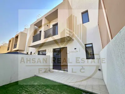 Elegant 2BHK Townhouse | Maid Room | Backyard