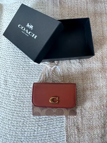 Coach wallet
