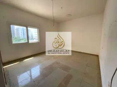 🏡 للإيجار السنوي في البوطينة – الشارقة | أكبر استوديو | مع موزع ومطبخ منفصل | تكييف وغاز مركزي | 4 دفعات