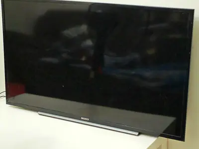 Sony 40-43 inch Flat Panel TV - Good Working Condition