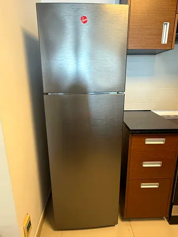 Medium-sized fridge freezer compartment - clean interior, working condition