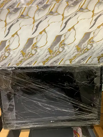 LG 32-inch LED TV - Good working condition,