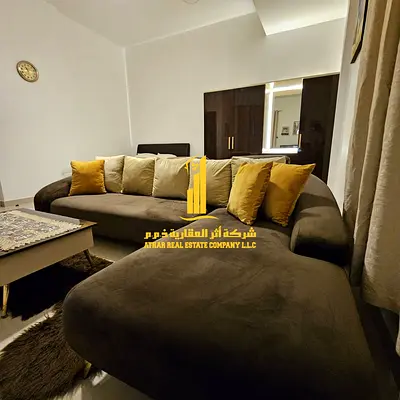 استوديو مطبخ  منفصل مفروش فرش راقي جدا للايجار الشهرى بعجمان - الجرف2 - بجوار مدرسة الاقصى