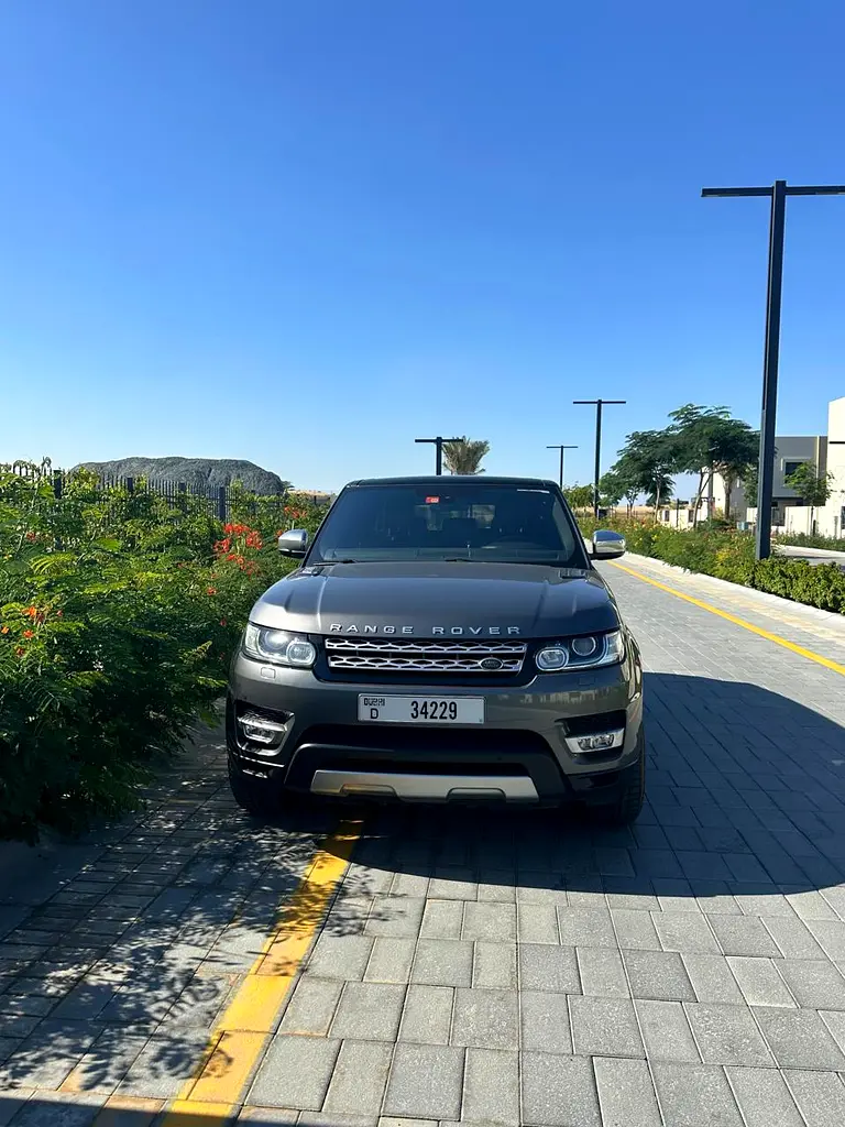 Land Rover Range Rover Sport 2014 — photo 1 of 13