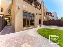 BrandNew |4BR Villa + Study + Maid |Private Garden