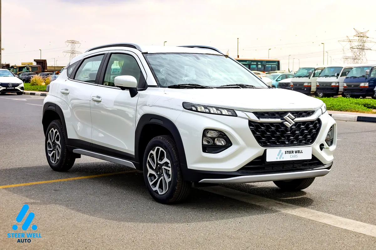 Suzuki Fronx 2026 — photo 1 of 17