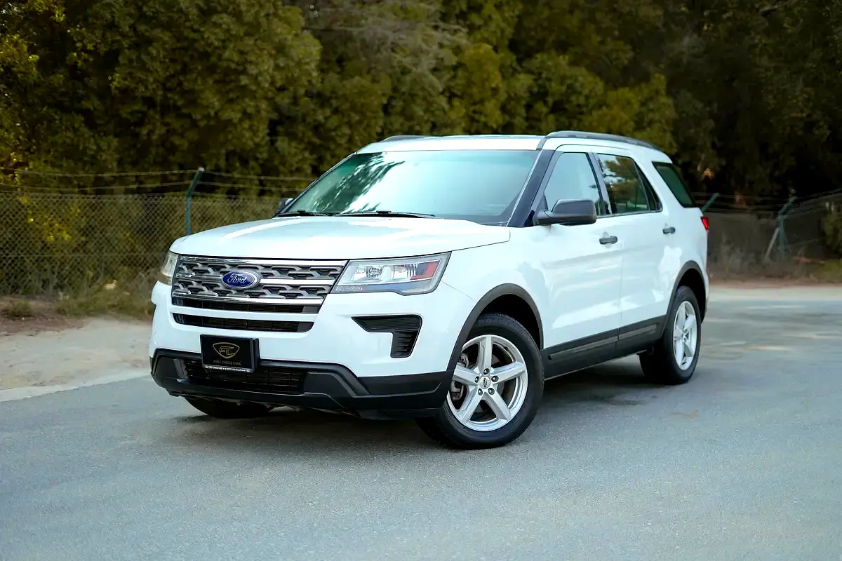 Ford Explorer 2018 — photo 1 of 19