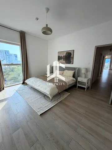 Furnished Vacant 3BR Apartment Prime Location