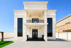 Beautiful 5 Bedrooms villa for rent | Maids room