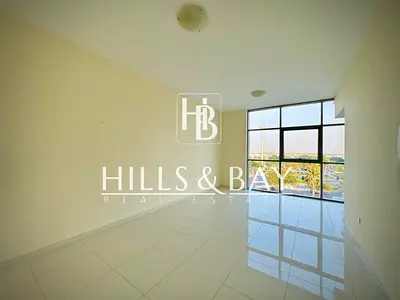 Big Living Room | Perfectly Ambient | Vacant now