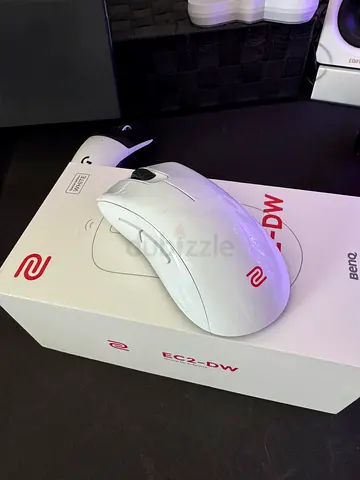 ZOWIE EC2-DW 4K Wirelss Gaming mouse for Esports | Glossy White Edition
