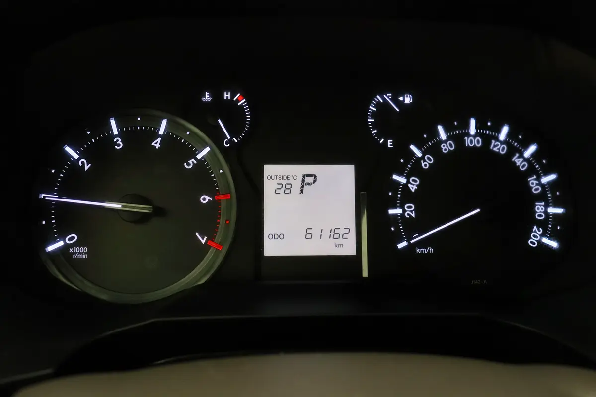 Toyota Prado 2023