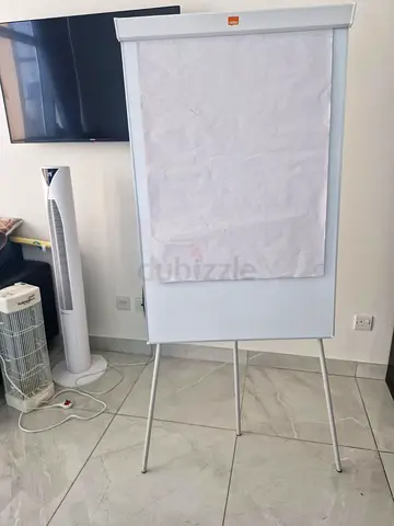 white standing board for learning or presentation