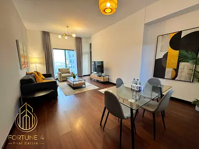Fully Equipped Kitchen| Stunning Lake View | Vacant