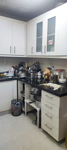 Kitchen cabinet