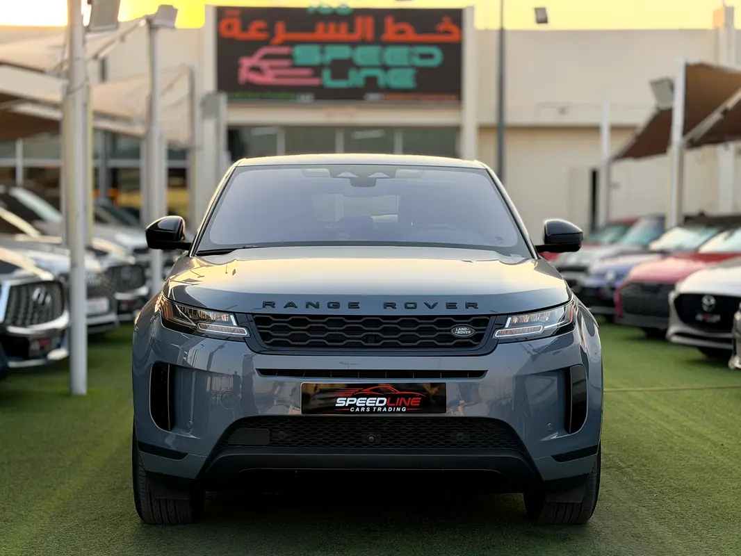 Land Rover Range Rover Evoque 2021 — photo 1 of 12