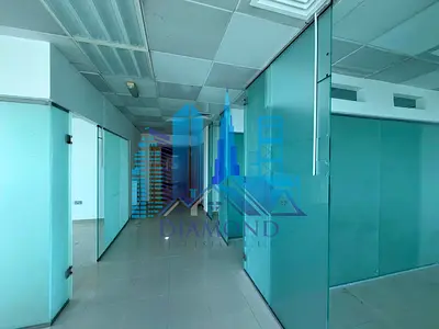 LUXURY OFFICE MEDIUM SIZE WITH PARTETION FOR RENT IN HORIZON TOWERS