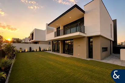5 BEDROOM | PRIME LOCATION | LANDSCAPED