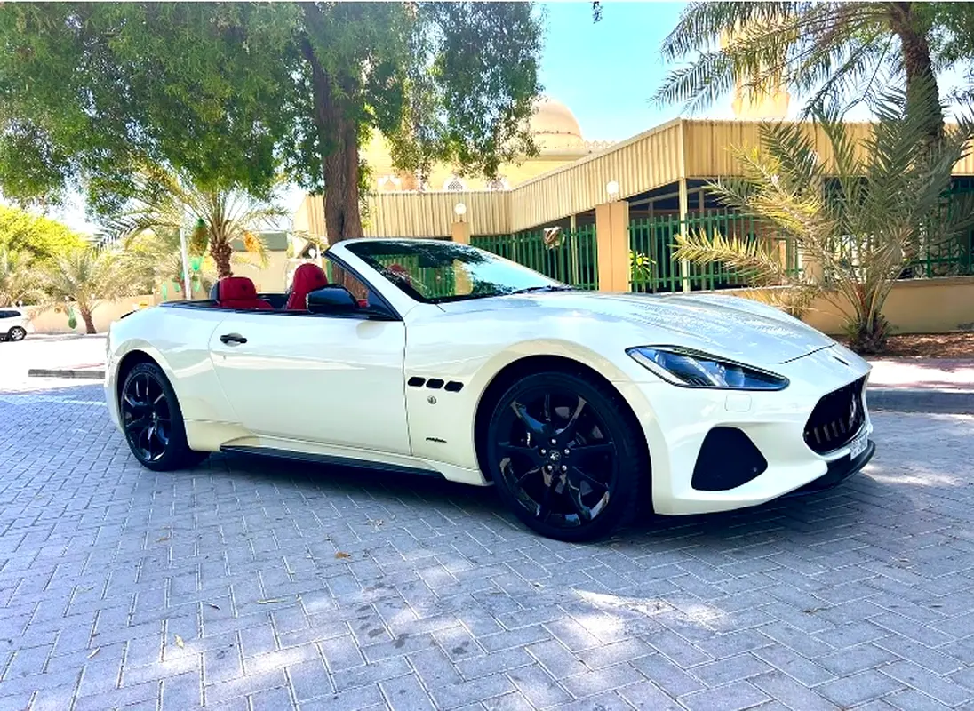 Maserati GranCabrio 2018 — photo 1 of 1