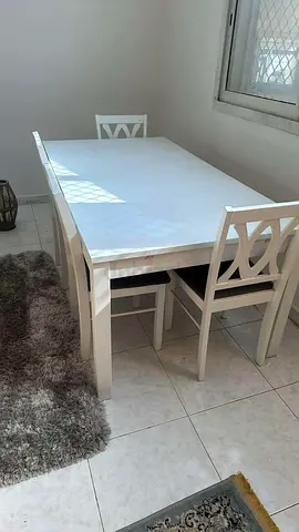 Dining table with chairs for sale