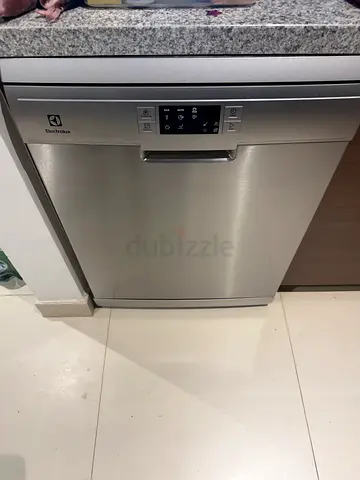 Electrolux dishwasher ESF5513LOX