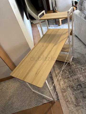 Woody desk