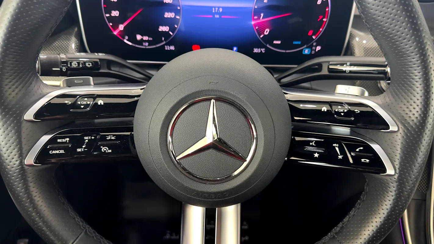 Mercedes-Benz GLC-Class 2025