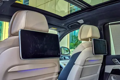 2022 BMW X7 thumbnail 10