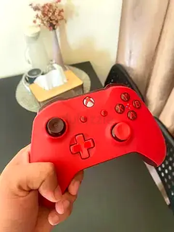 Red Xbox Wireless Controller - Original
