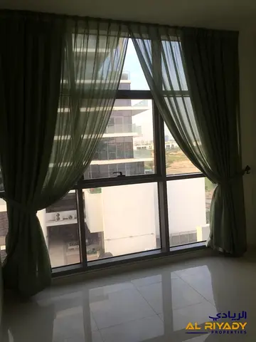 3BR Corner Apartment | Full Golf & Park Views | Large Balcony