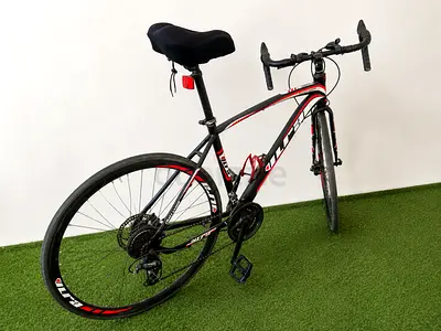Road bike, 21 speed, 26
