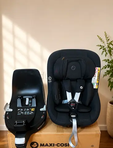Maxicosi pearl 360 rotation car seat with isofix base