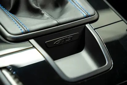 2023 Porsche 911 — миниатюра 11