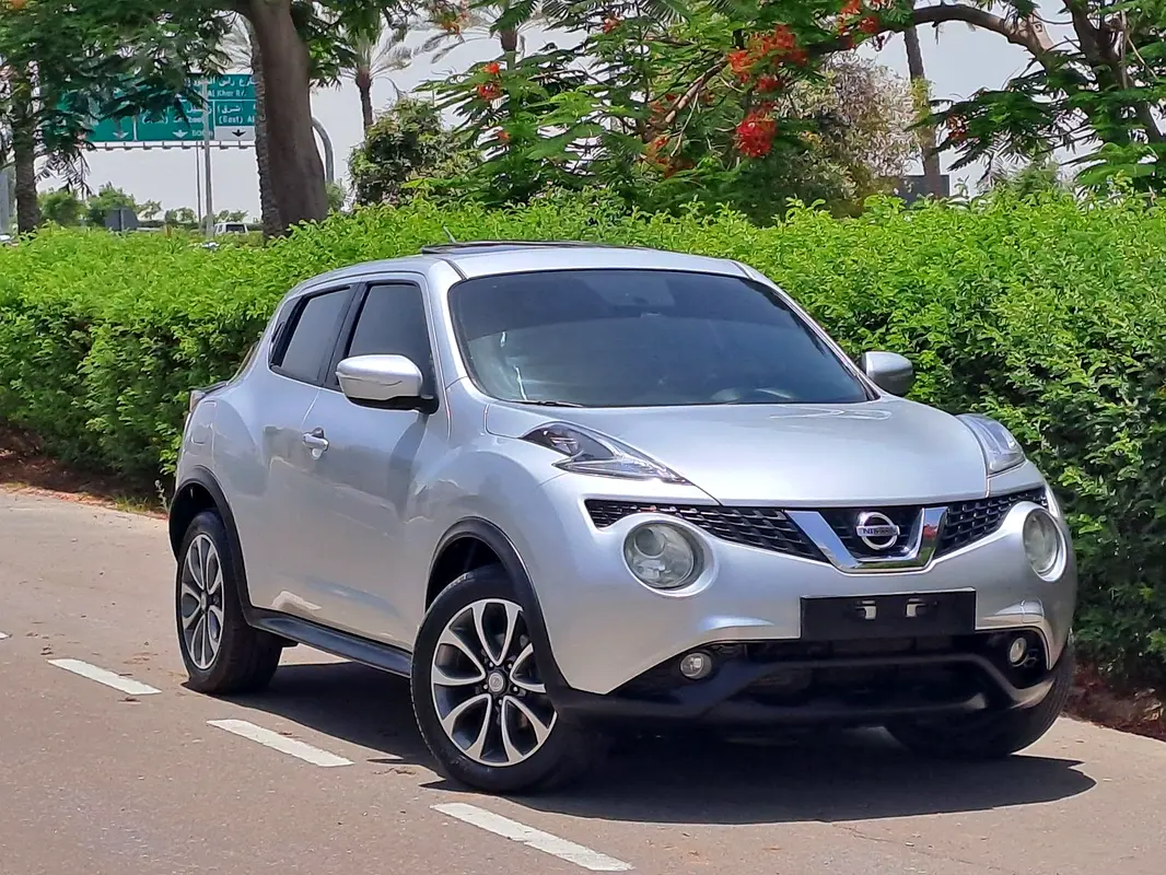 Nissan Juke 2016 — photo 1 of 11
